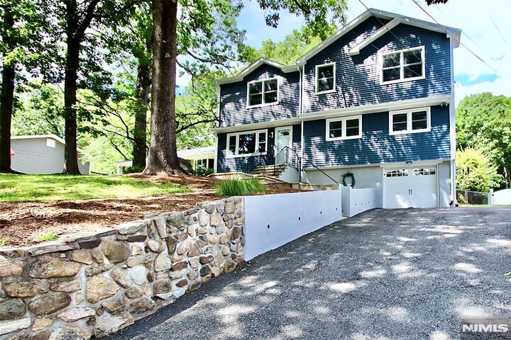 Property Photo:  73 Oneida Avenue  NJ 07436 