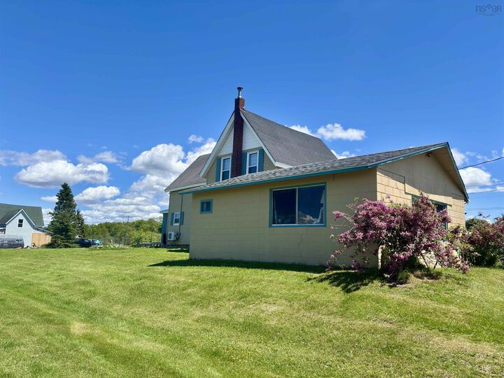 Property Photo:  7 Grey Street  NS B4H 1A0 