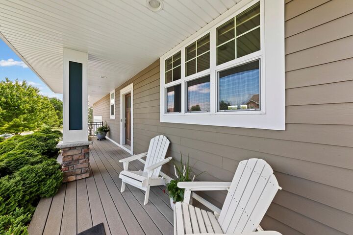 Property Photo:  3339 Sunray Court SW  MN 55372 