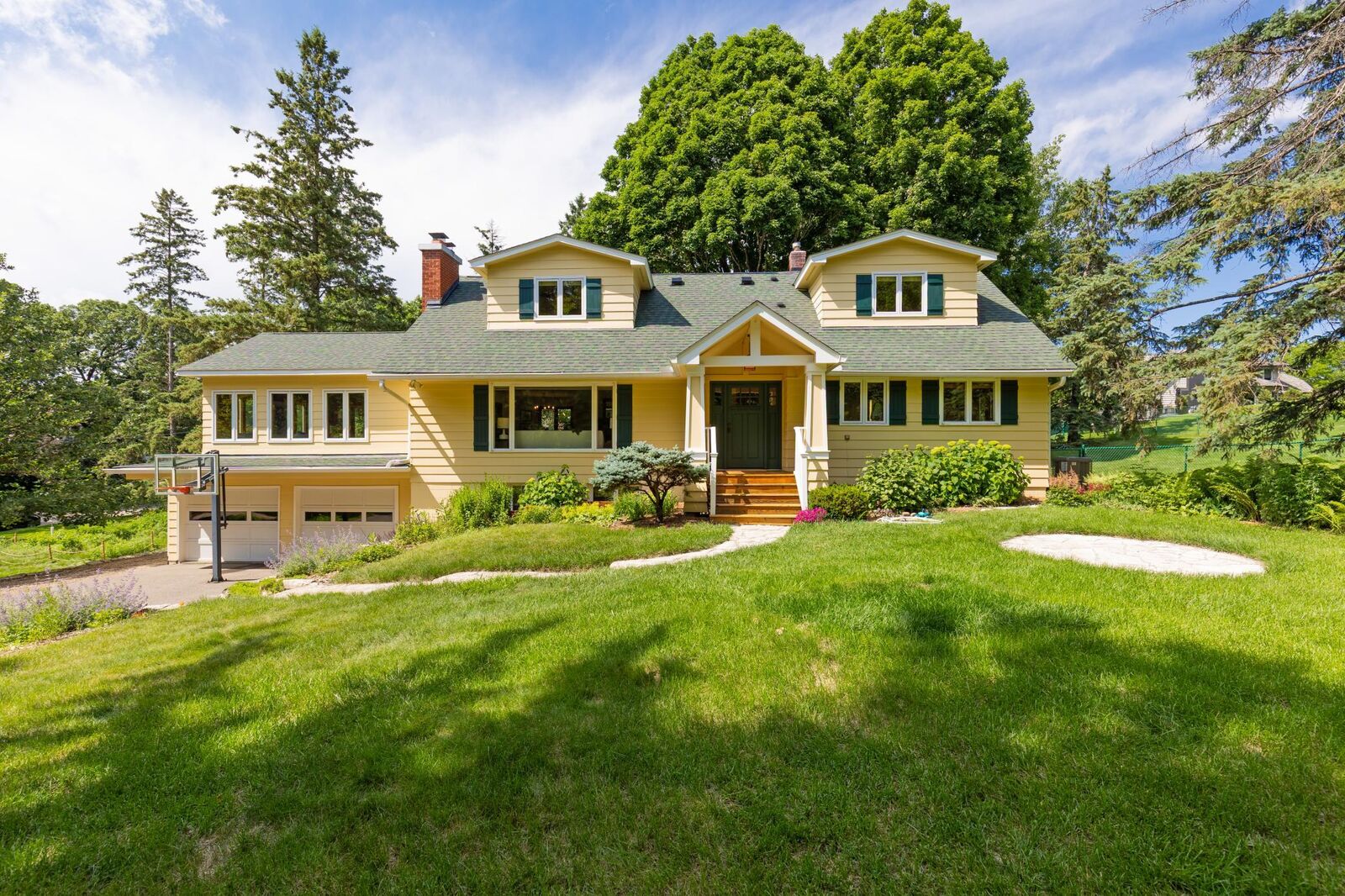 Property Photo:  2275 Linner Road  MN 55391 
