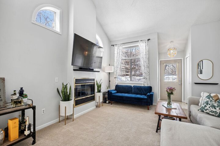 Property Photo:  2768 Autumnwood Lane  MN 55305 