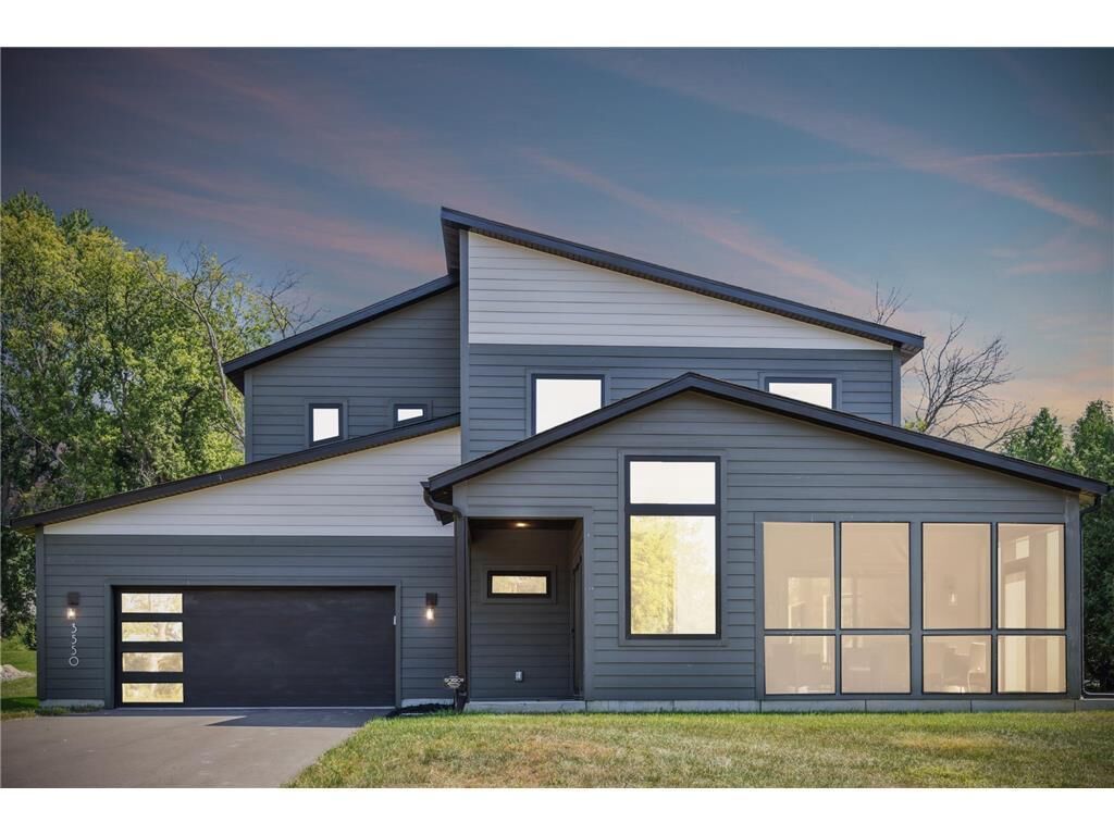 Property Photo:  3550 Rooney Place  MN 55110 
