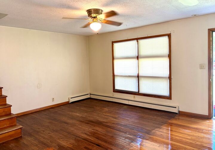 Property Photo: 202 S Cottage Grove Avenue MO 63501