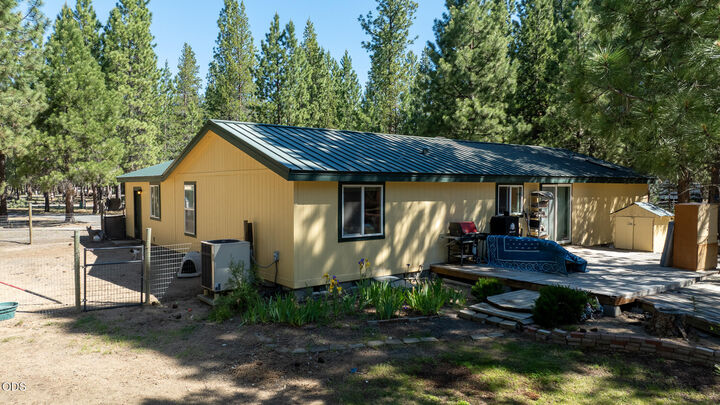 Property Photo:  51840 Knob Cone  OR 97739 