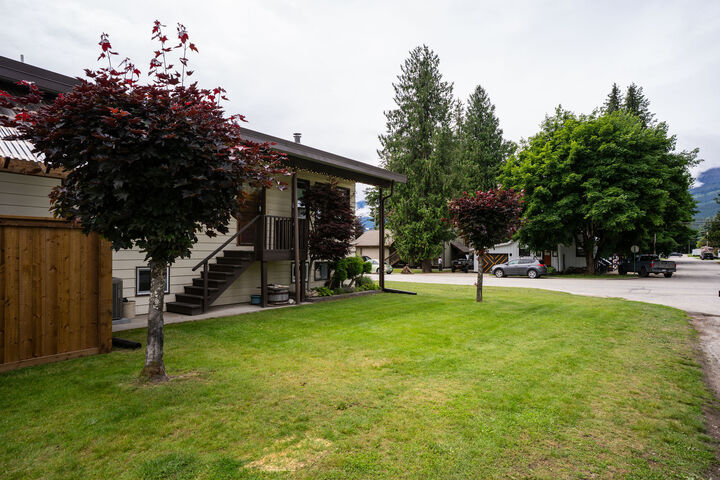 Property Photo: 108 Ford Street BC V0E 2S0
