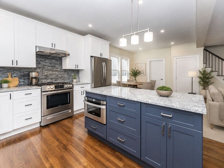 Property Photo:  40 Grant Place  MA 02451 