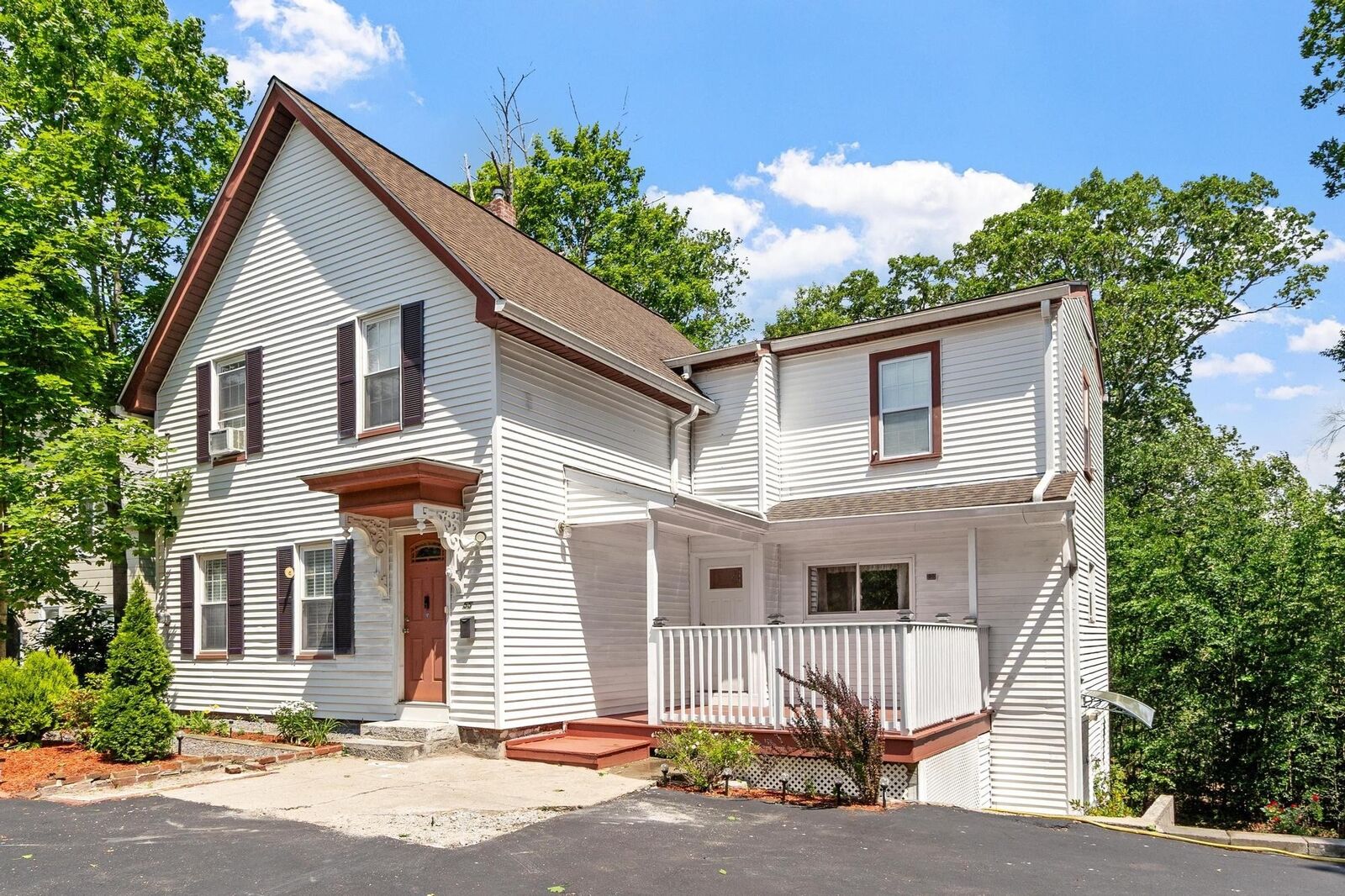 Property Photo:  55 Cottage Street  MA 01420 