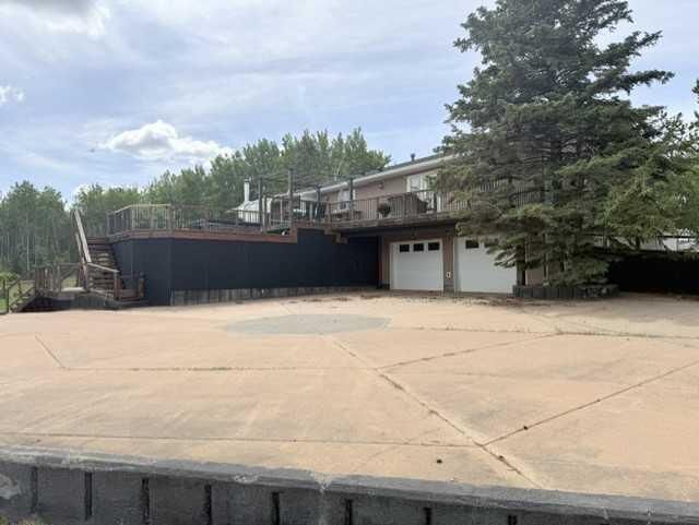 Photo de la propriété: 851029 Range Road 220 AB T8S 1S4