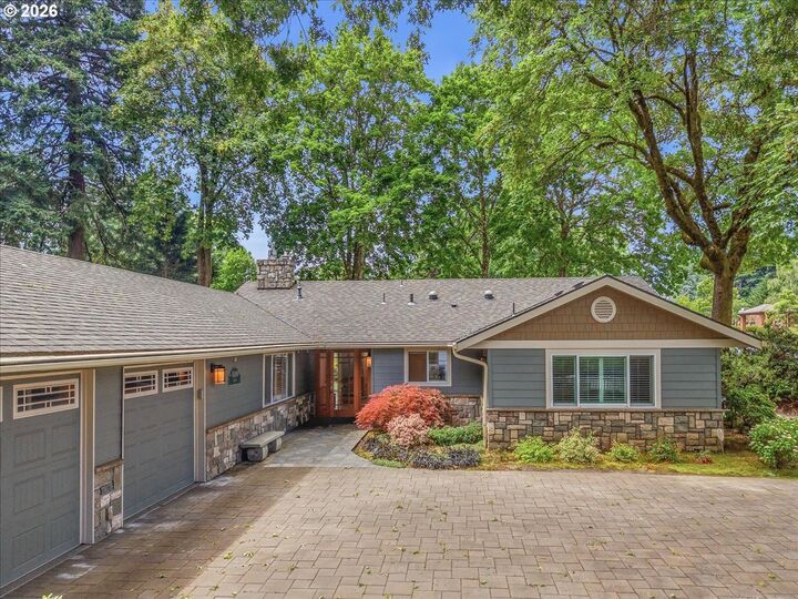 Property Photo:  10380 SW Canterbury Ln  OR 97224 