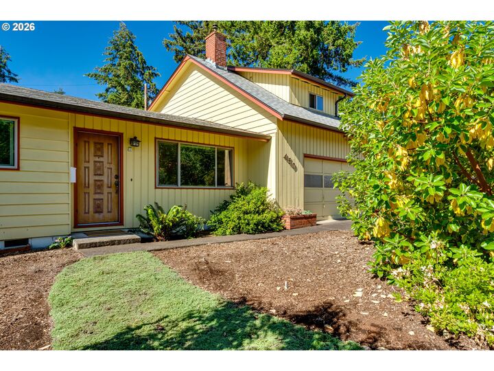 Property Photo: 450 W 28th Ave OR 97405