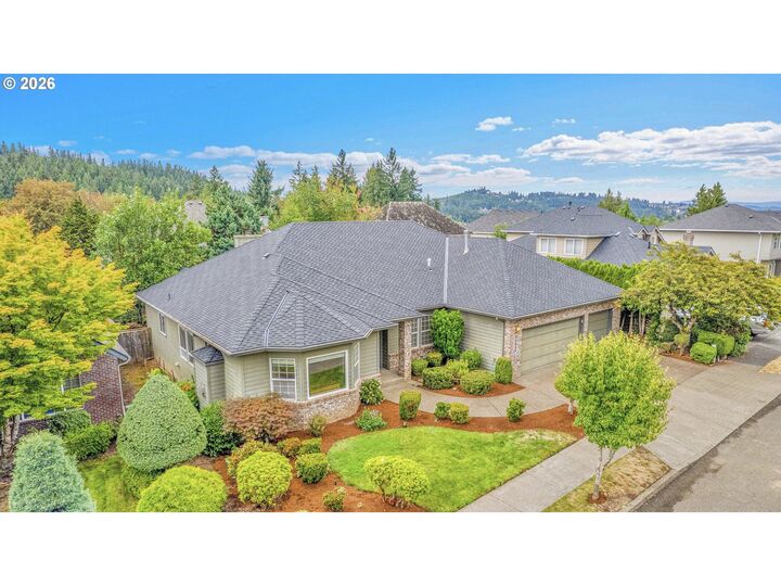 Property Photo: 11415 SE Highland Loop OR 97015