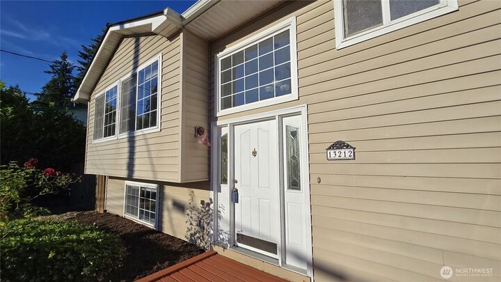 Property Photo:  13212  108th Avenue NE  WA 98034 