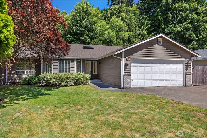 Property Photo:  3018  Briar Lea Loop SE  WA 98501 
