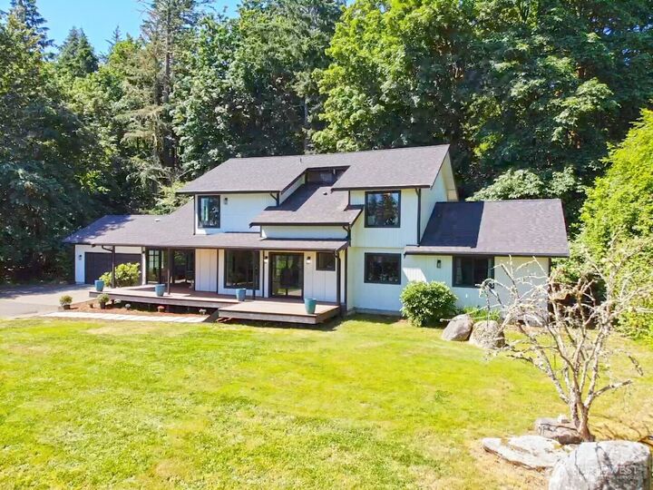 Property Photo: 178 Bella Bella Drive WA 98333