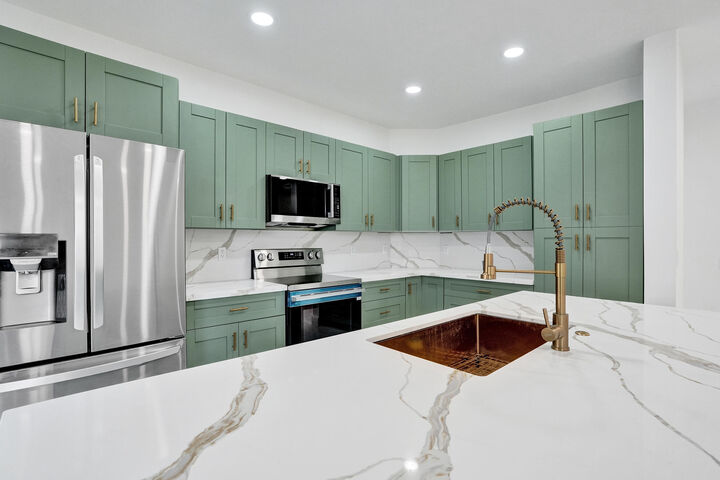 Property Photo: 6991 Marion Avenue FL 33063