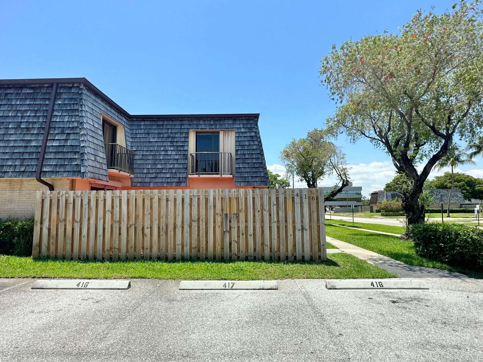 Property Photo:  416 Arabian Road  FL 33461 