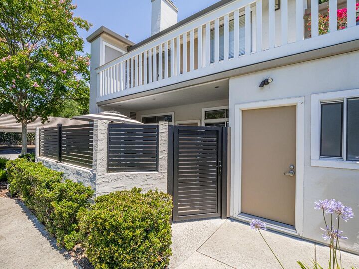 Property Photo: 2968 Moorpark Avenue 1 CA 95128