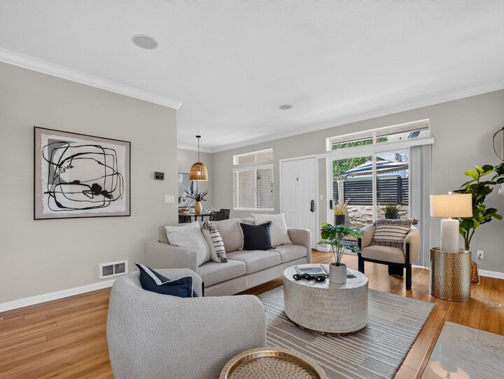 Property Photo:  2968 Moorpark Avenue 1  CA 95128 