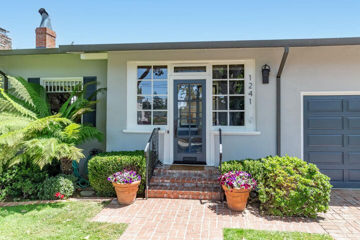 Property Photo: 1241 Edinburgh Street CA 94402