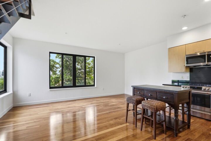 Property Photo:  88 Bush Street 3163  CA 95126 