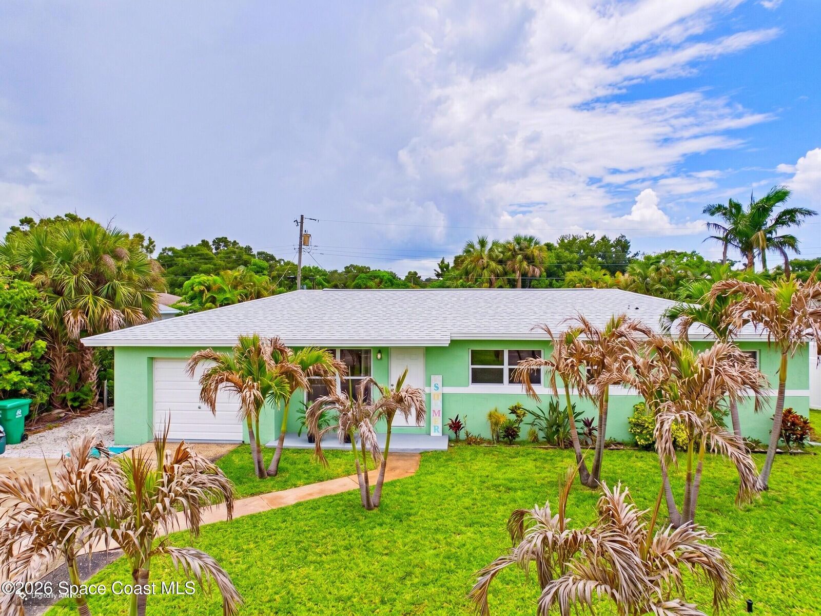 Property Photo: 209 SE Second Street FL 32937