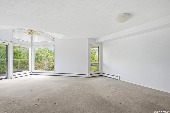 Property Photo:  2305 Adelaide Street E 317  SK S7J 5H6 