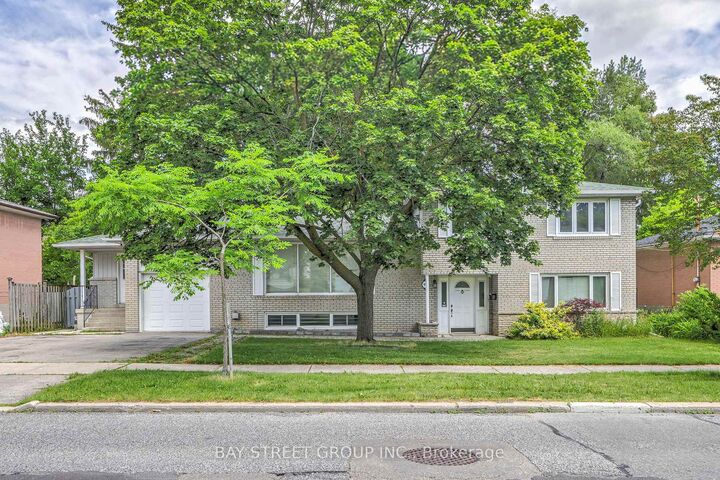 Property Photo: 99 Grantbrook Street ON M2R 2G2