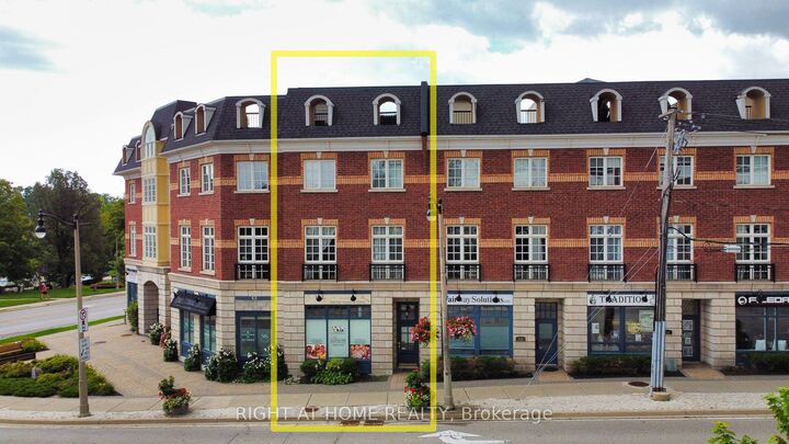 120 Bronte Road 10 — photo 1