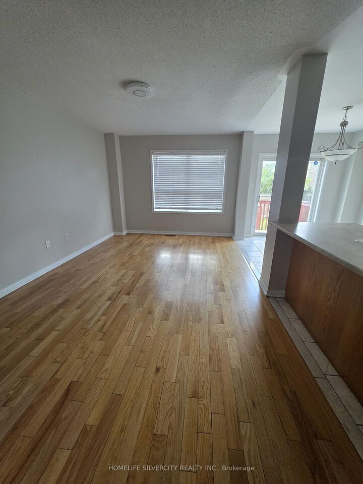 Property Photo: 138 Tianalee Crescent ON L7A 2K8