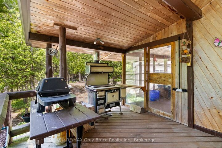 27 Hope Drive — photo 1