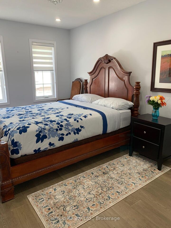 Property Photo: 8678 Chickory Trail ON L2H 3S5
