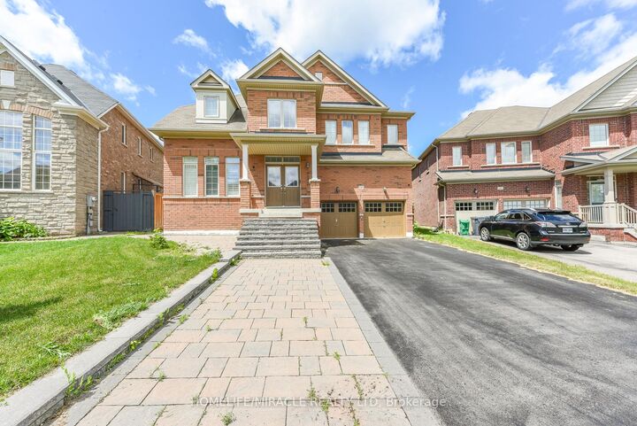 Property Photo: 10 Danfield Court ON L6Y 2X9