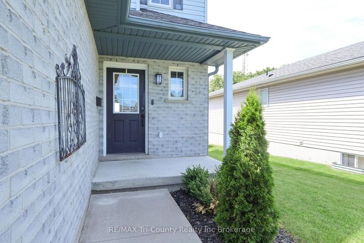 Property Photo: 25 Herford Street ON N4G 4V1