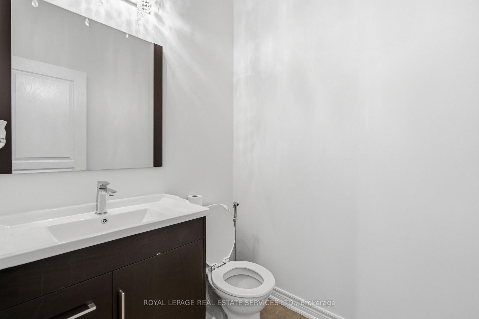 Property Photo: 4309 Trail Blazer Way ON L5R 0A9