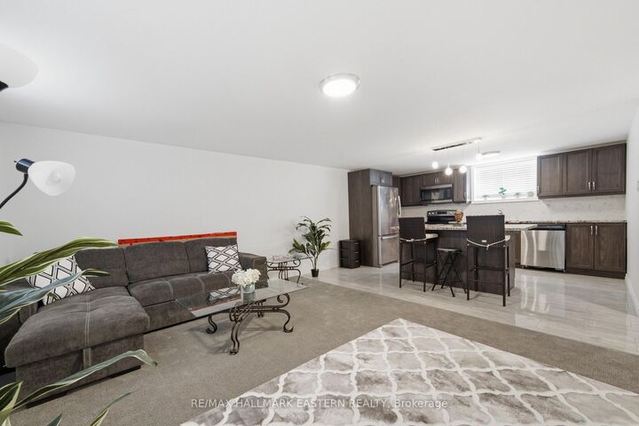 Property Photo: 636 Frank Street ON K9J 4M9
