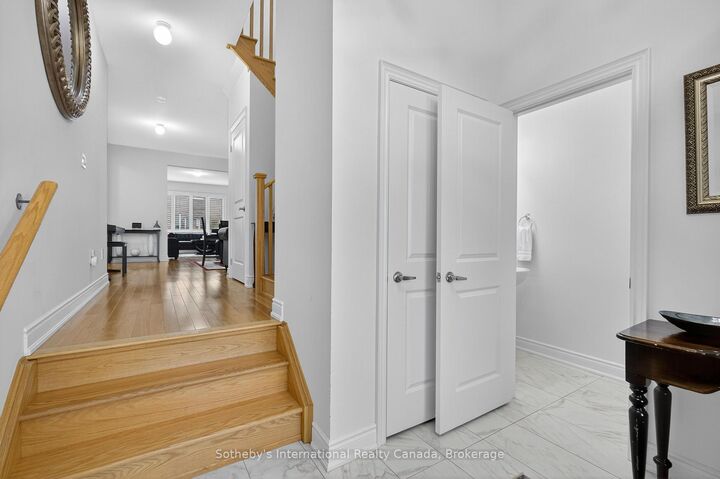 Property Photo: 5 Middleton Drive ON L9Z 0L1