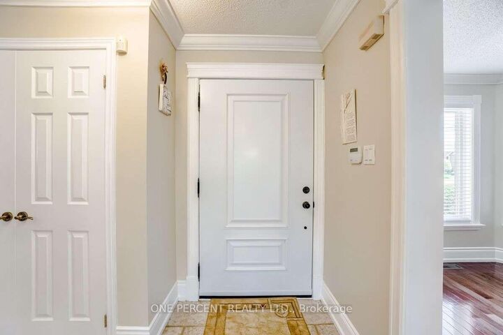 Property Photo:  15 Beaverhall Road  ON L6X 4L3 