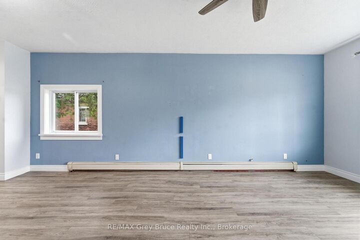 Property Photo: 43 4th Street NW ON N0G 1L0