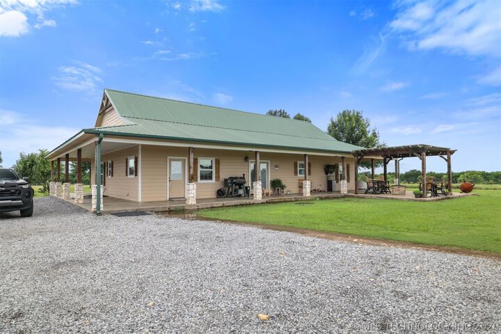 Property Photo: 19130 State Road 22 OK 74729