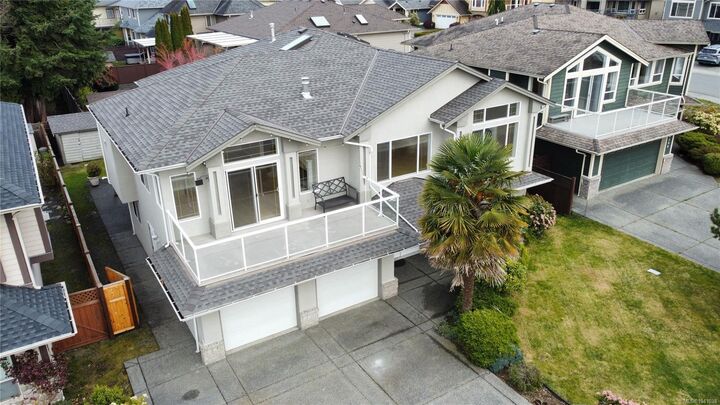6593 Kestrel Cres — photo 1