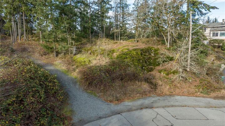 3145 Marion Way — photo 1