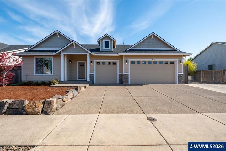 Property Photo:  2151 NE Deciduous Av  OR 97321 
