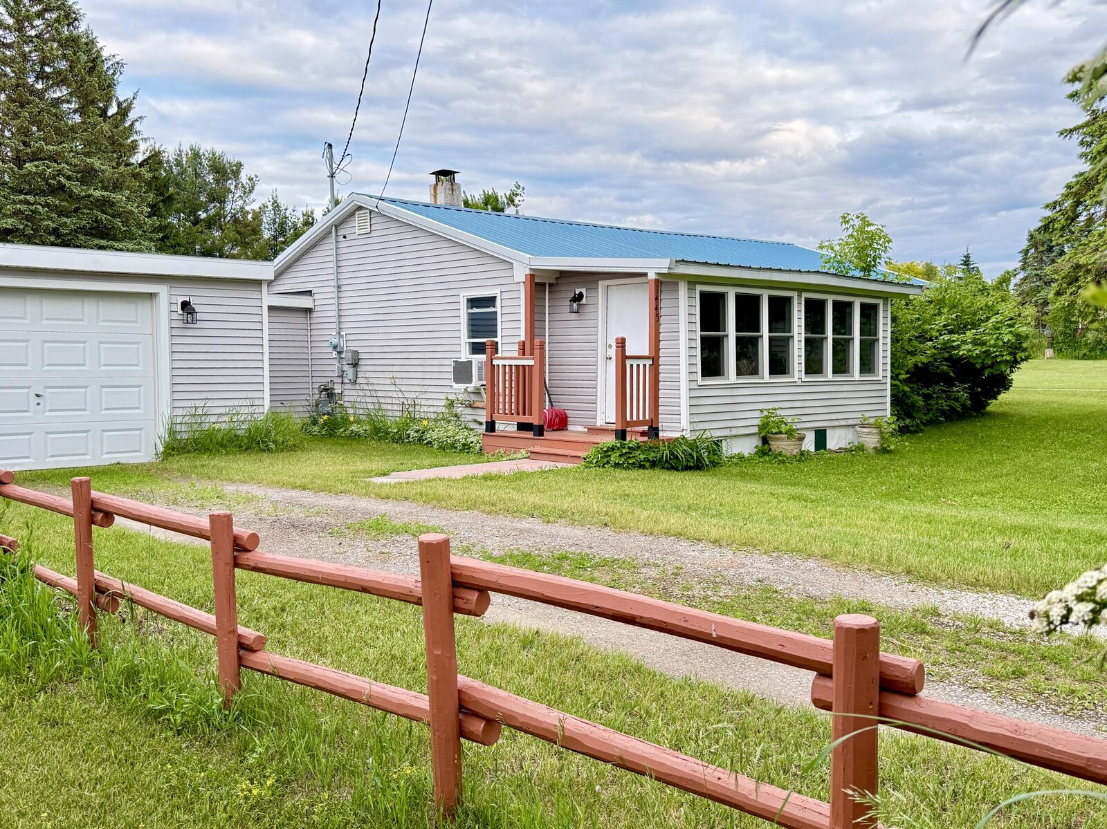 Property Photo: 1445 Townline Road MI 49770