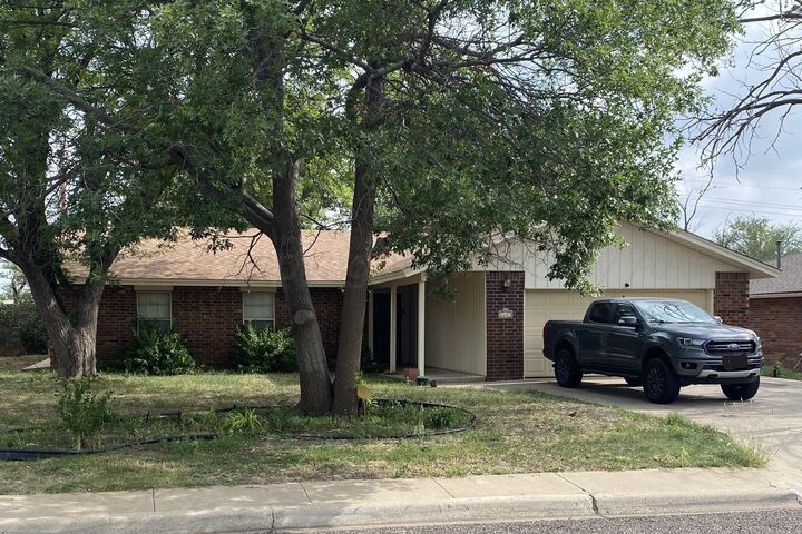 Property Photo:  2630 13th Avenue  TX 79015-5510 