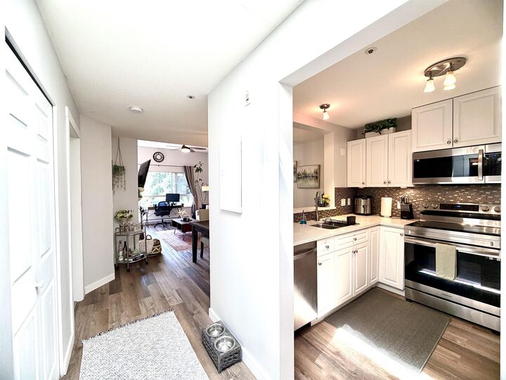 Property Photo:  2960 Princess Crescent 412  BC V3B 7P2 