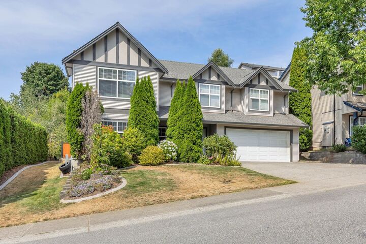 Property Photo: 35479 Tweedsmuir Drive BC V2T 2X8