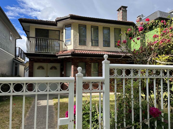 Property Photo:  1929 E 6th Avenue  BC V5N 1P6 