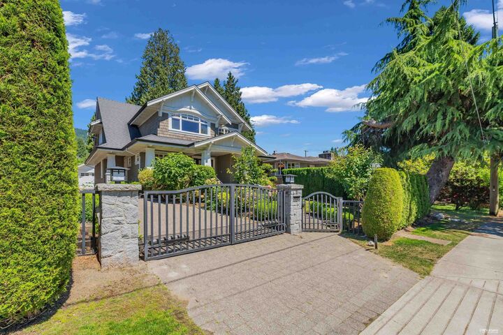 Property Photo: 2213 Jefferson Avenue BC V7V 2A9