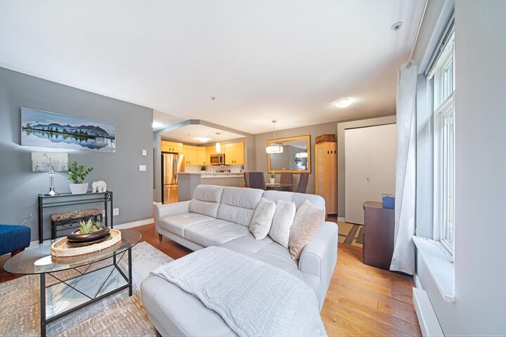 Property Photo: 7488 Southwynde Avenue 50 BC V3N 5C6