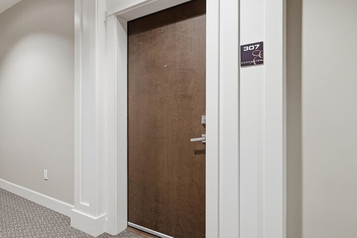 Property Photo: 15195 36 Avenue 307 BC V3Z 4R3